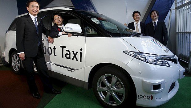 Robot_Taxi_3460755b